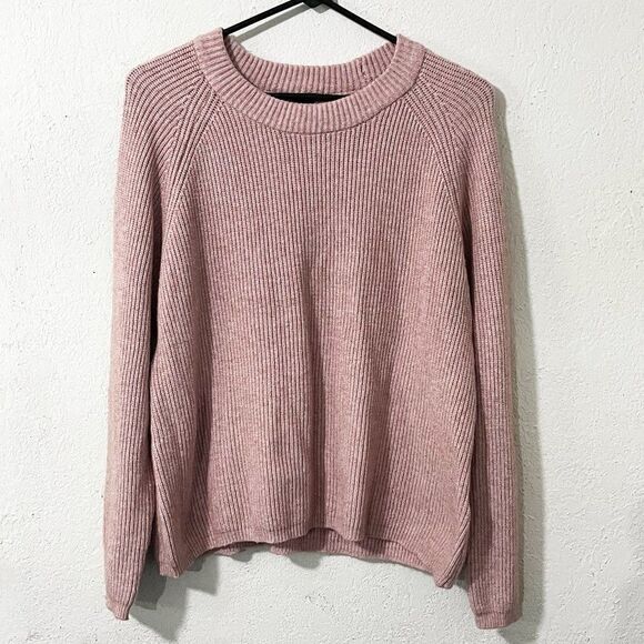 T‎ Tahari Dusty Rose Pink Sweater Size Large - Picture 1 of 7